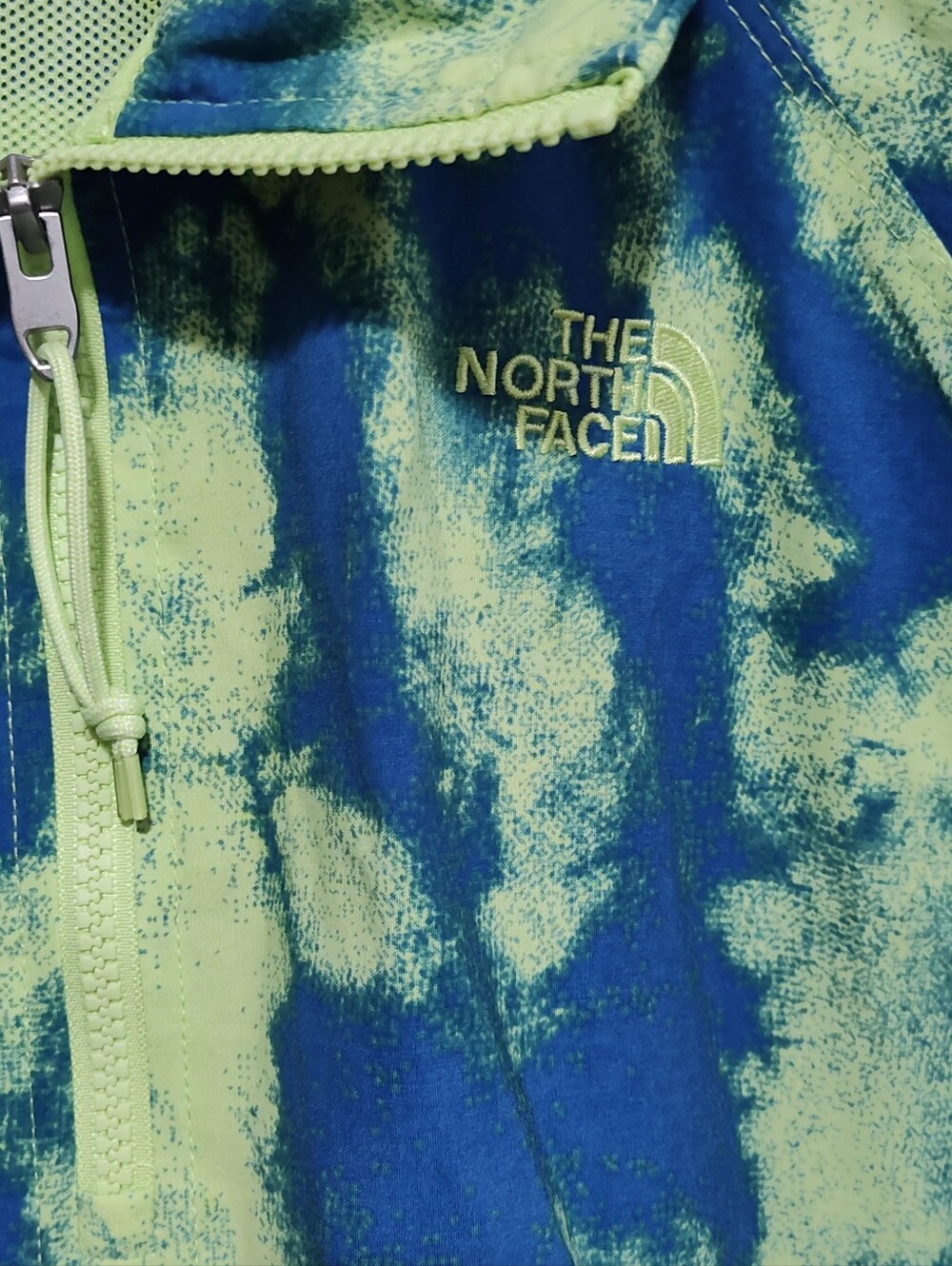 The North Face Women's XL Neon Blue/Yellow Tie Dye Quarter Zip Pull Over/Jacket - Picture 4 of 10